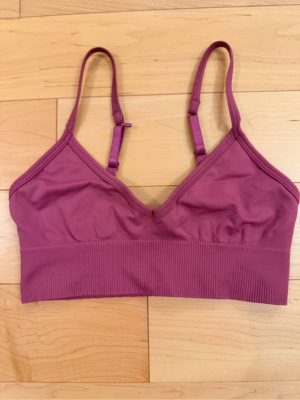 Lululemon Ebb To Street Bra II Size 6 Purple Seamless Sports Bra W2BIJS
